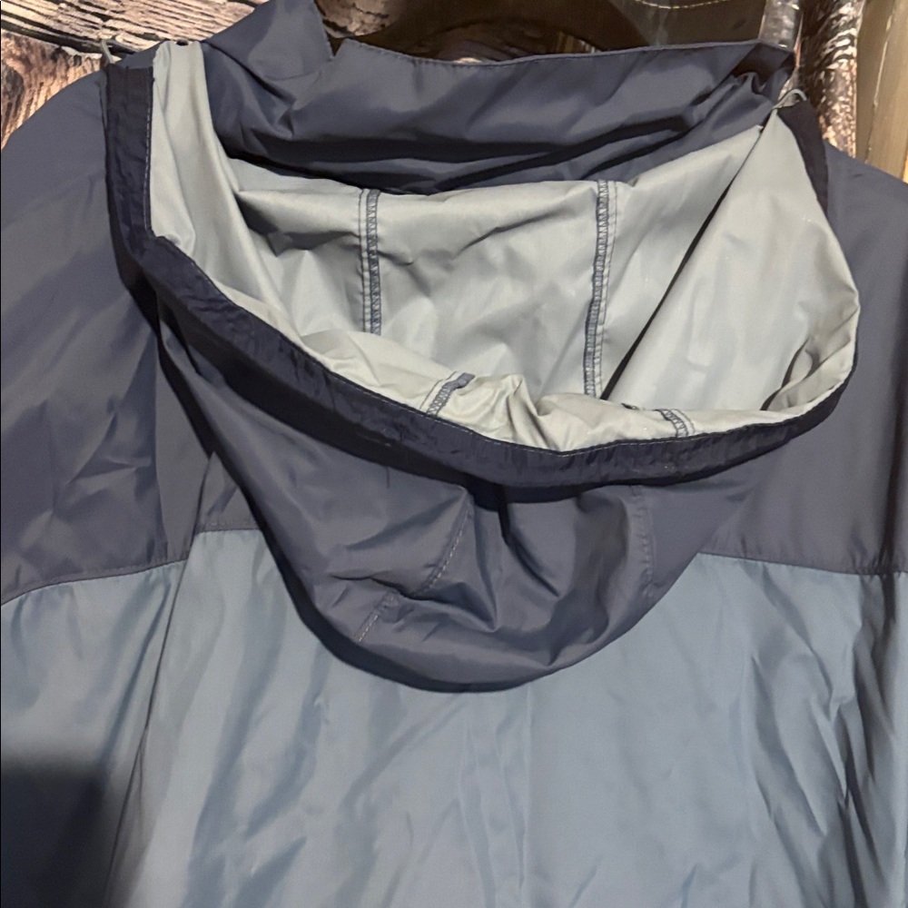 Columbia Two-Tone Blue Hooded Jacket - Picture 4 of 4